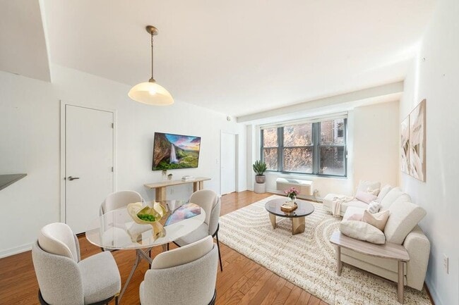 Photo - 149 Essex St Unit 2H