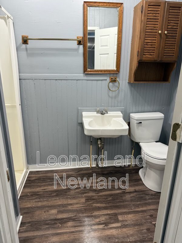 Photo - 908 Putnam Ave