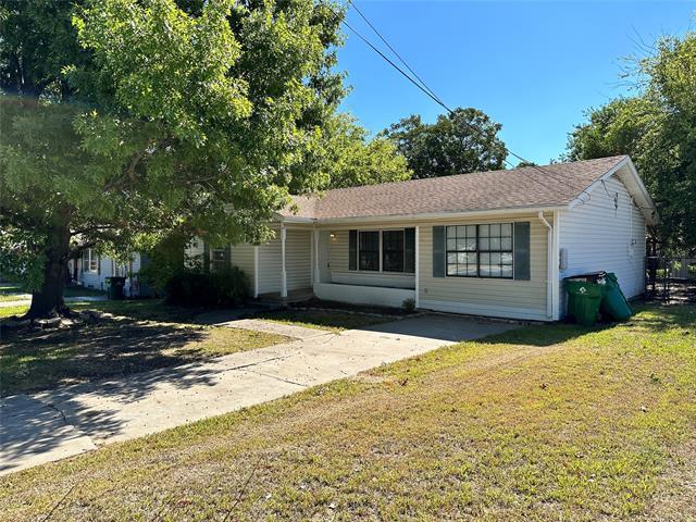 Photo - 3211 Poplar St