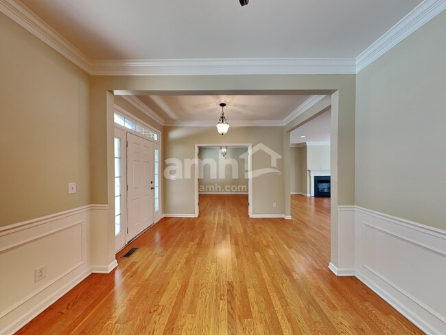 Photo - 319 Forest Bend Dr