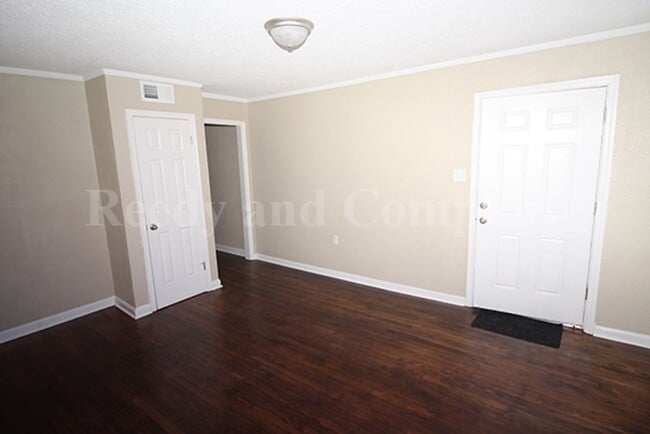 Photo - 118 Eastview Dr