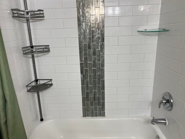 Photo - 2587 Cyprus Dr