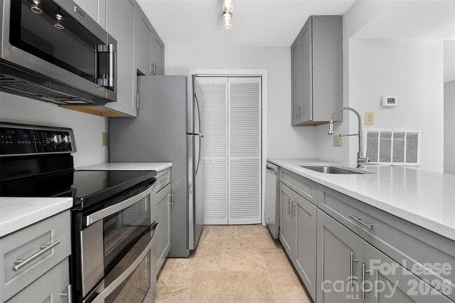 Photo - 11029 Harrowfield Rd