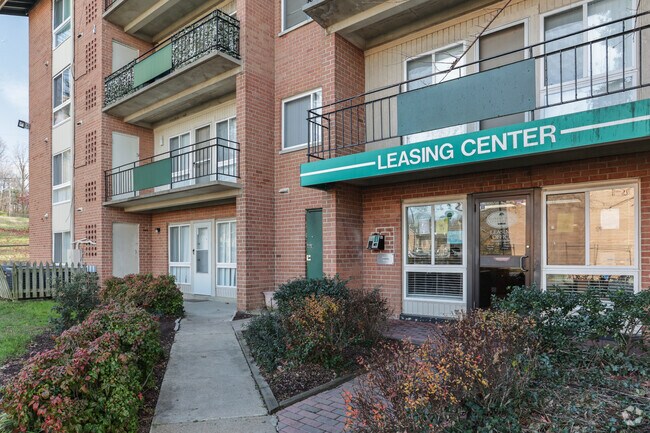 Leasing Office