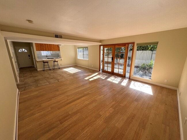 Photo - Coastal Living in Ventura Keys – 2 Bed, 2 Bath Downstairs Duplex with Backyard Retreat