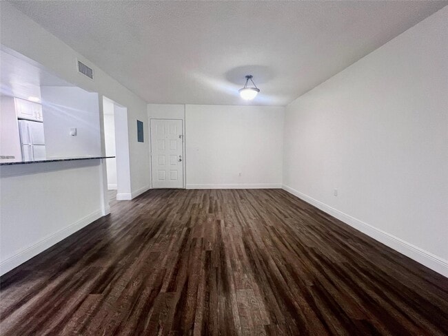 Photo - 17350 NW 68th Ave Unit 400-207