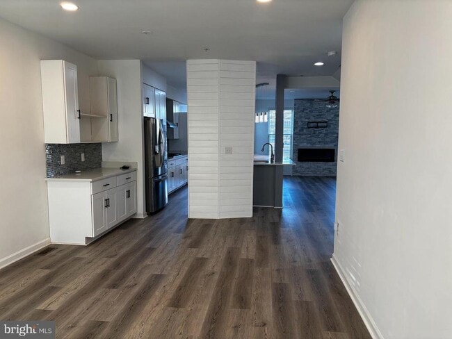 Photo - 2919 Lomond Pl