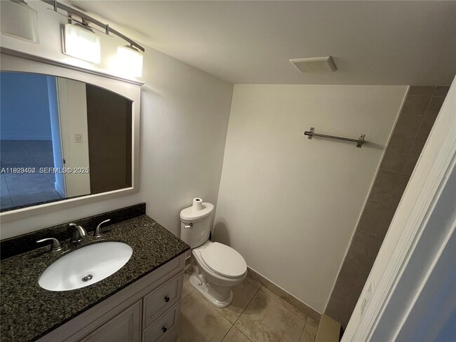 Photo - 5550 NW 61st St