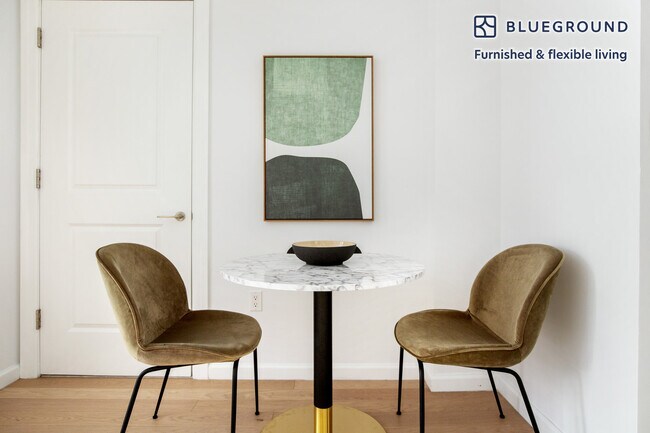 Photo - 160 E 48th St Unit FL3-ID1145