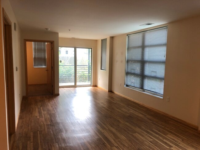 Uptown East Apartments
