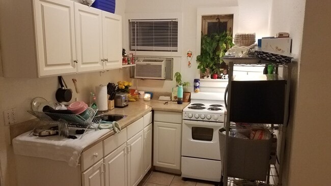 Photo - Historic 1 Bedroom, 1 Bathroom Duplex (wit...