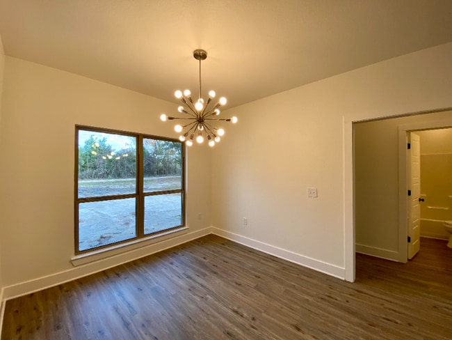 Photo - 346 Parks Cir