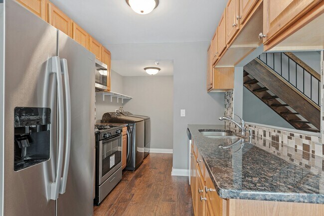 Photo - 223 Foxhead Ct