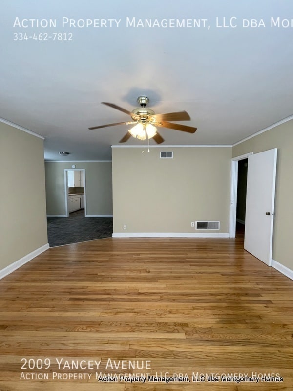 Photo - 2009 Yancey Ave