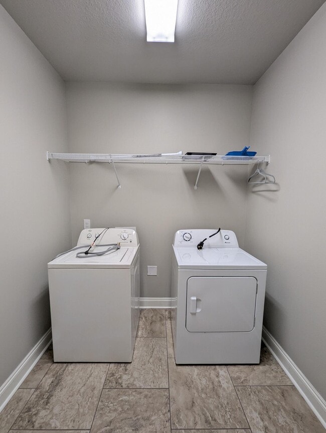 Photo - 8934 E River Dr