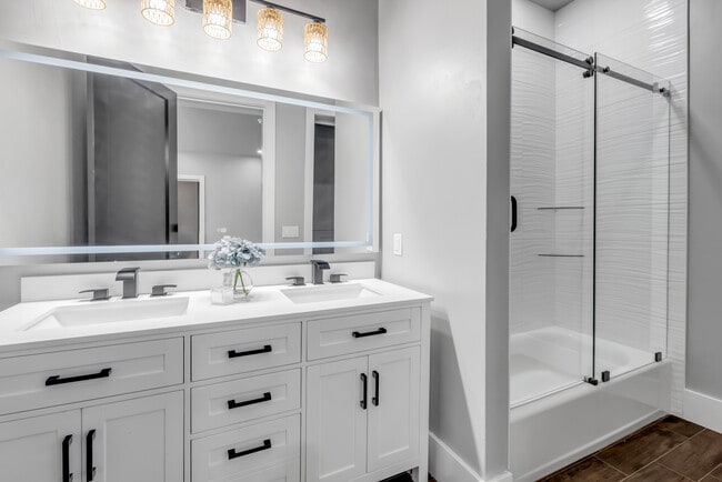 Photo - 1707 N Peninsula Ave