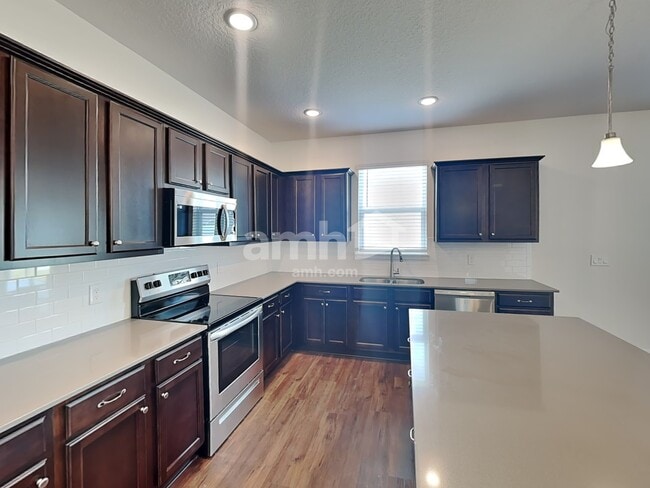 Photo - 1102 Winter Stone St