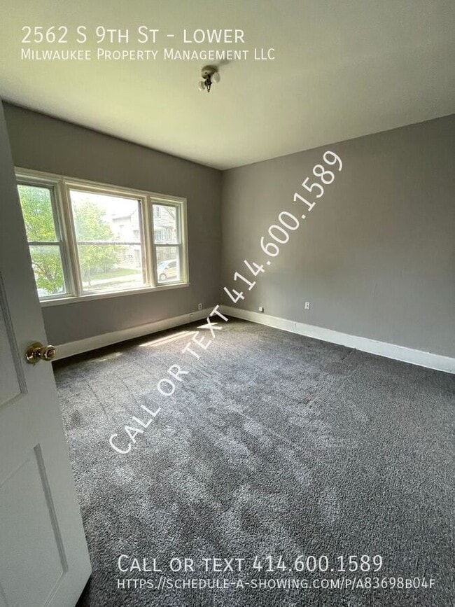 2562 S 9th St Unidad lower