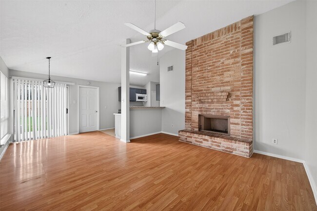 Photo - 5205 Beaverbrook Dr