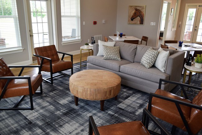 Photo - Maple Crossing