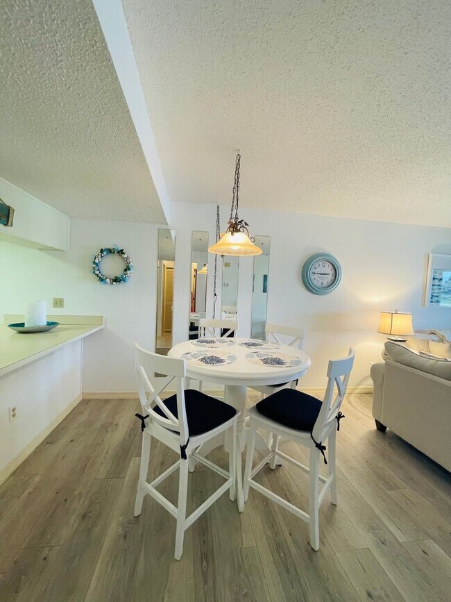 Photo - **AVAILABLE FOR 2025-26 WINTER SEASON** Unit L9