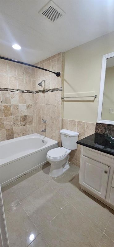 Photo - 4751 Via Palm Lakes