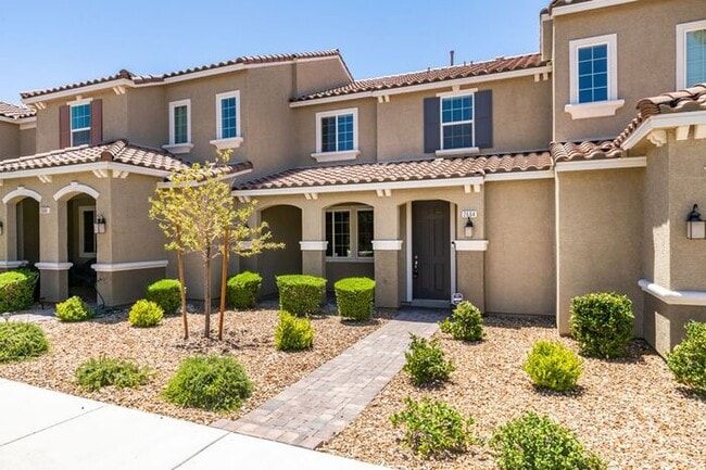 Photo - Bright & Spacious 3-Bedroom Home in Inspirada
