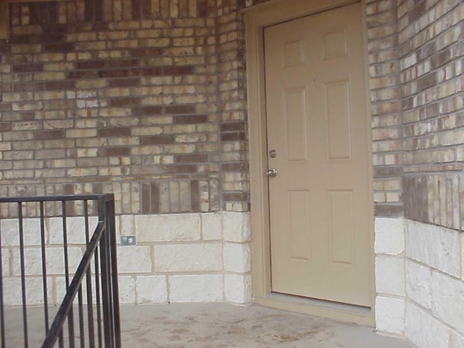 Building Photo - 13104 Cantarra Dr Rental