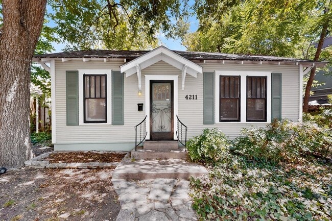 Photo - 4211 Avenue B
