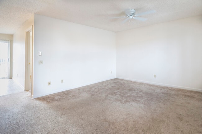 Longview Oaks Apartments