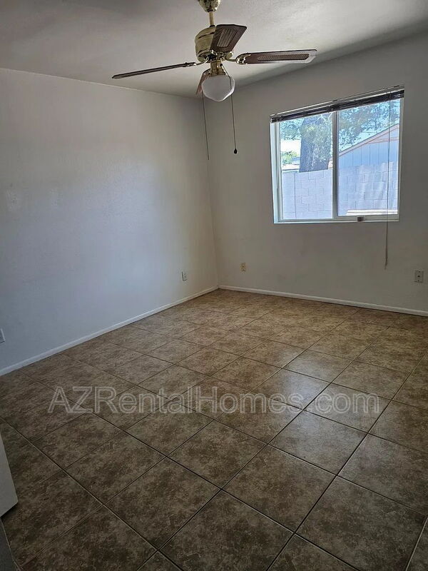 Photo - 6820 E Avalon Dr Unit Apt 1