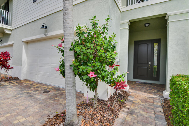 Photo - 7135 Kensington Ct Townhome