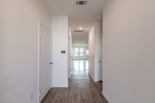 Building Photo - 21119 Turtle Gln Ln