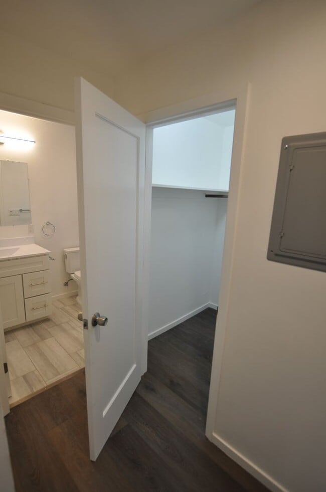 Photo - 655 Fairmont Ave Unit C