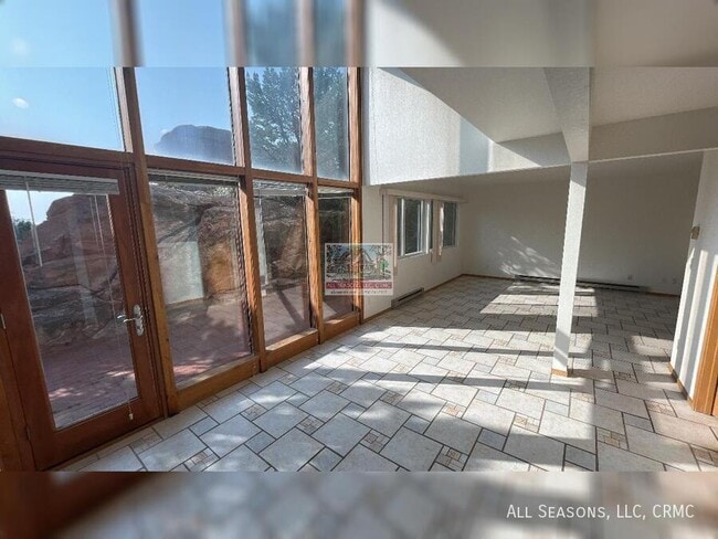Photo - 127 Yale Ave