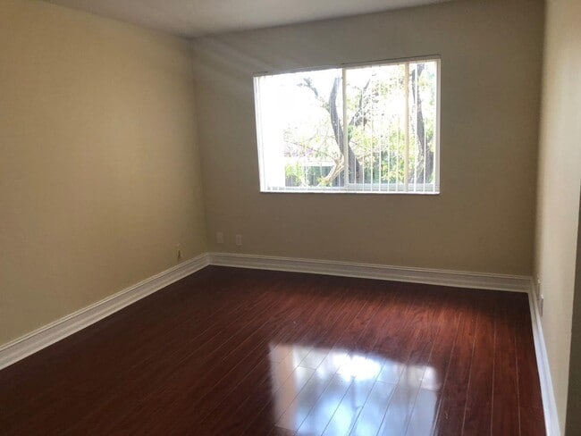 Photo - 10709 Cleary Blvd Unit 201