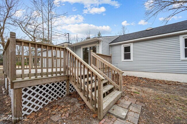 Photo - "Charming 4-Bedroom Home with 2 Full Baths on Murrill Hill Road – Your Perfect Jacksonville Retre...