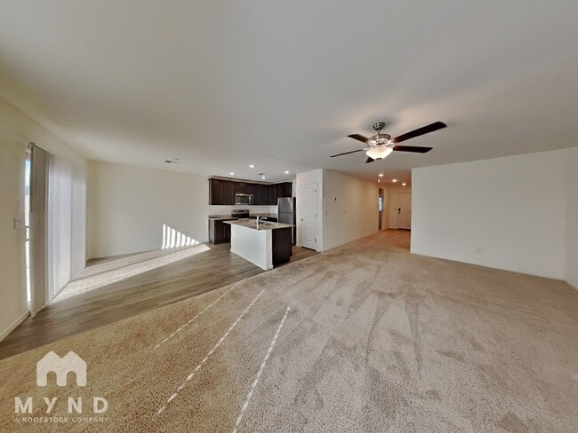 Photo - 282 S Oak St Casa