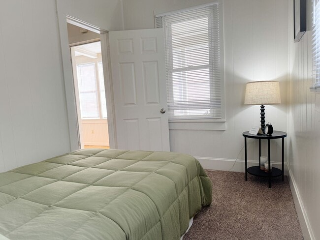 Photo - Princeton WI - 2/3 Bedroom, 1 bath house