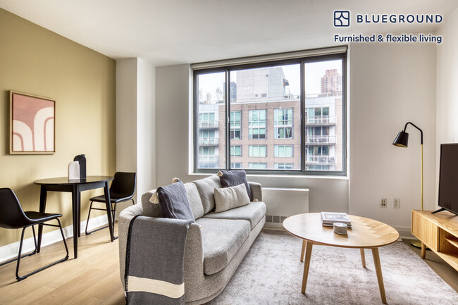 Building Photo - 222 E 34th St Rental