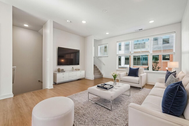 Photo - Whitman Villas