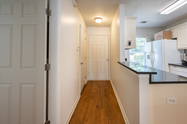 1204 Longpoint Dr