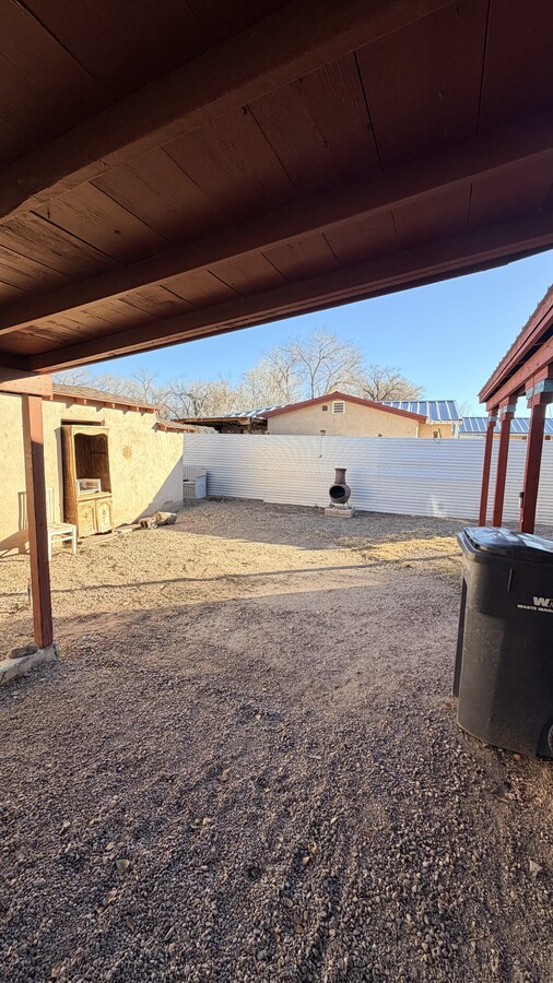 Photo - 2226 Perry Rd SW