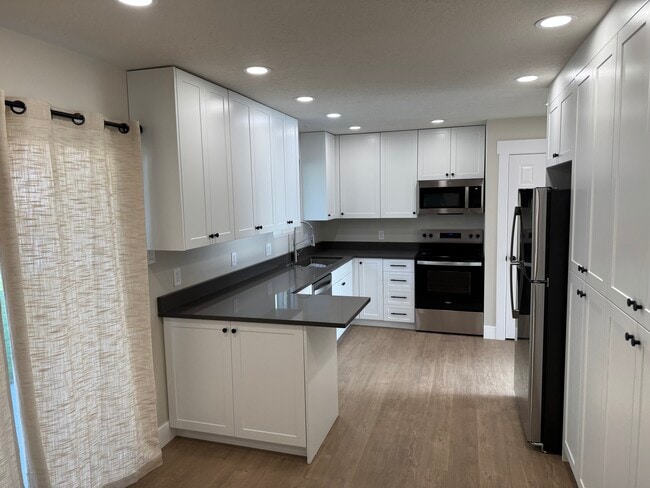 Kitchen - 825 S 650 E Apartments