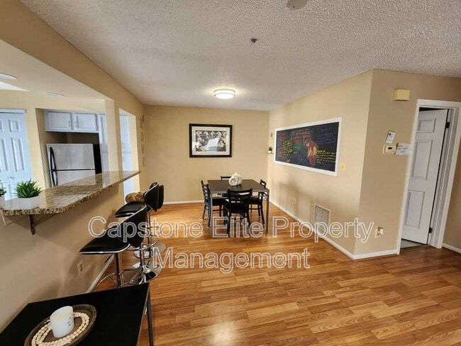30 Richmond St Unidad 3 - Standard Corner