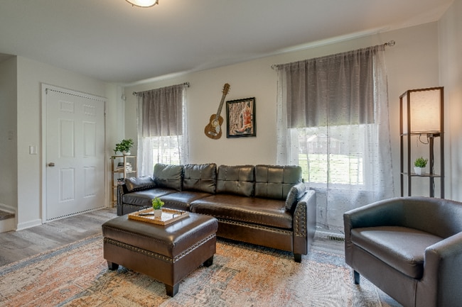 Photo - 179 Anderson Ln