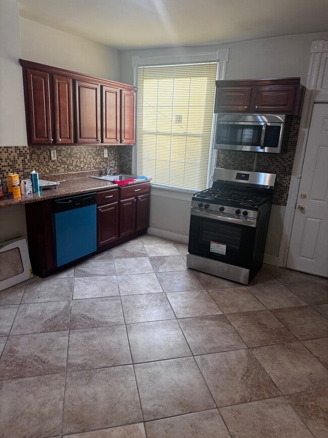 Photo - 140 S Loudon Ave