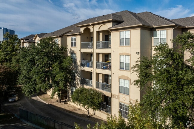 Z - Waterford at Goldmark