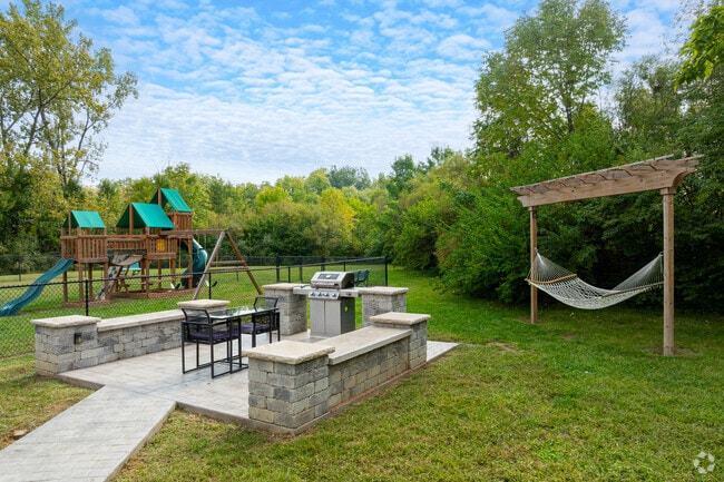 Grill Area - Cheswick Village