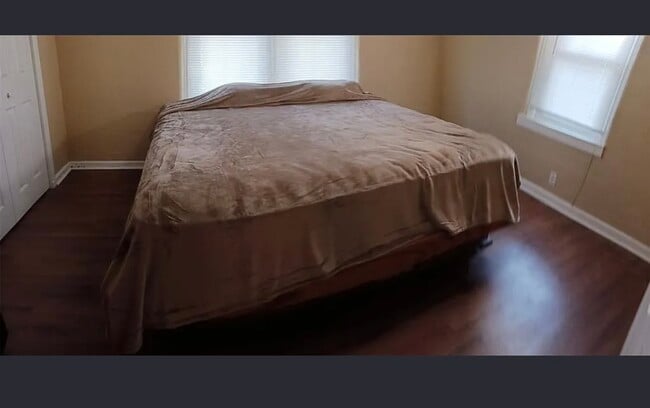 Photo - 1216 W Ash St